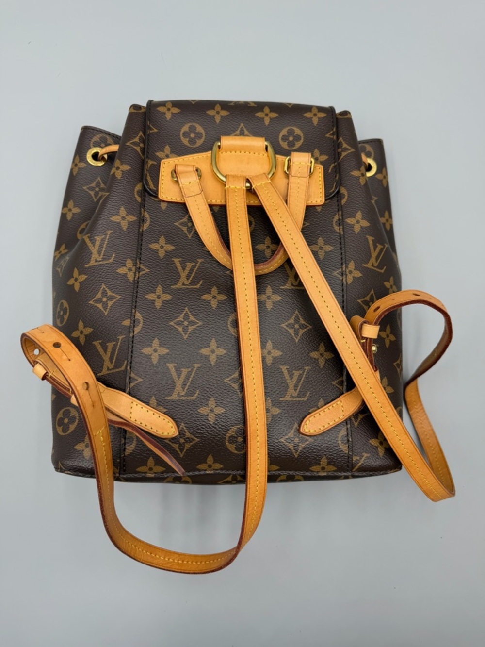 Louis Vuitton Montsouris NM Monogram Drawstring Backpack - Picture 3 of 9
